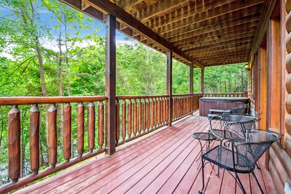 Countryside Charms: Experience Glamping Magic in Sevierville, Tennessee - Sevierville, Tennessee - glamping.directory