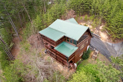 Countryside Charms: Experience Glamping Magic in Sevierville, Tennessee - Sevierville, Tennessee - glamping.directory
