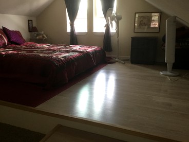 Comfortable Upper Floor Mountain Getaway in Penn Valley, California - Penn Valley, California - glamping.directory