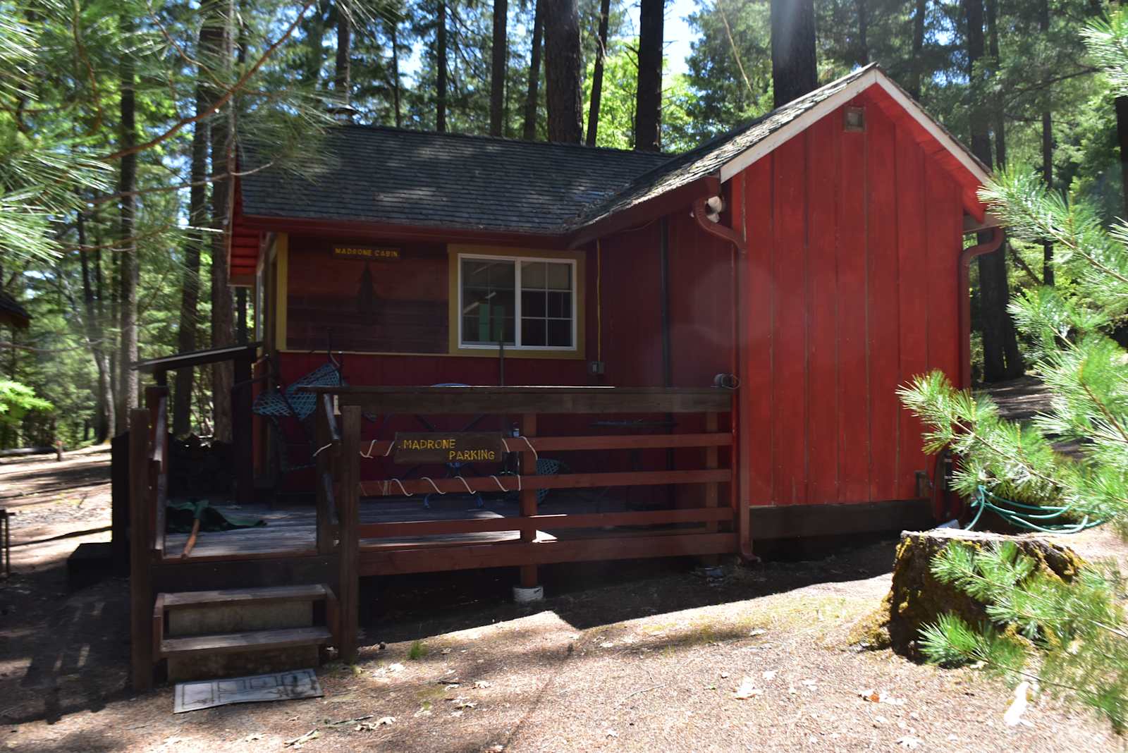 Hull Mt. Cabins - Potter Valley, California - glamping.directory