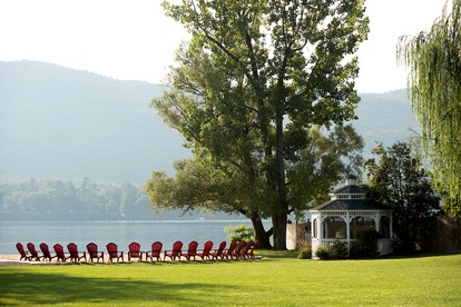 Family-Friendly Cabin Rental on Lake George in Upstate New York - Lake George, New York - glamping.directory