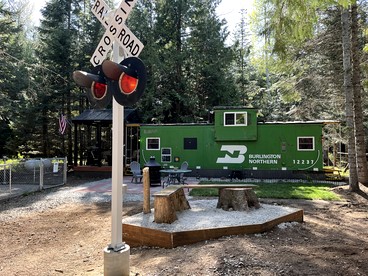 Incredible Remodeled Caboose, Pet-Friendly and Central to Outdoor Activities for an Amazing Family Getaway in Sandpoint, Idaho - Sandpoint, Idaho - glamping.directory