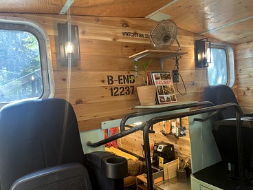 Incredible Remodeled Caboose, Pet-Friendly and Central to Outdoor Activities for an Amazing Family Getaway in Sandpoint, Idaho - Sandpoint, Idaho - glamping.directory