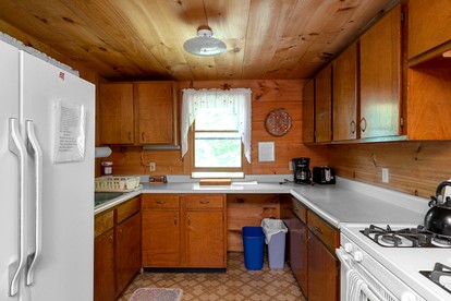 Family Mountain Vacation Rental with Fireplace in Connecticut River Valley - Lyme, New Hampshire - glamping.directory