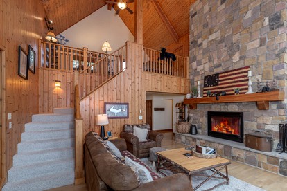 Paradise Found: Fireplace Cabin on the Shores of Lake Superior in Michigan - Paradise, Michigan - glamping.directory