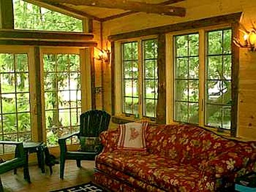 All Season Romantic One-Room Cabin on Moody Pond, in Upstate New York - Saranac Lake, New York - glamping.directory