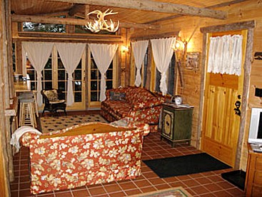 All Season Romantic One-Room Cabin on Moody Pond, in Upstate New York - Saranac Lake, New York - glamping.directory