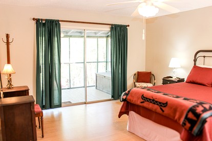 Group Cabin with Kayaks and Foosball Table in La Grange, Texas - La Grange, Texas - glamping.directory