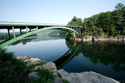 Marvelous Room Rental for a Vacation on the Delaware River in Narrowsburg, New York - Narrowsburg, New York - glamping.directory