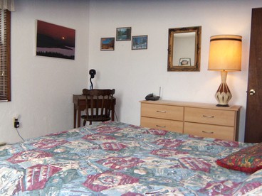 Cottage Rental on Chappaquiddick Island with Transferable Ferry Ticket Availability Massachusetts - Edgartown, Massachusetts - glamping.directory