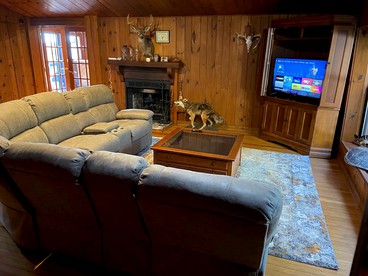 Secluded Florida Cabin Rental Ideal for Weekend Getaways from Tampa - Spring Hill, Florida - glamping.directory