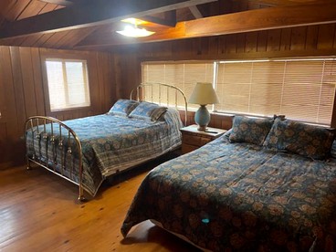 Secluded Florida Cabin Rental Ideal for Weekend Getaways from Tampa - Spring Hill, Florida - glamping.directory