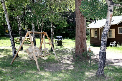 Suite-Style Cottage Ideal for Two in Colorado - Estes Park, Colorado - glamping.directory