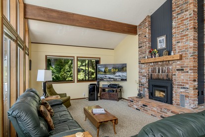 All About the Lake in Leavenworth, WA - Leavenworth, Washington - glamping.directory