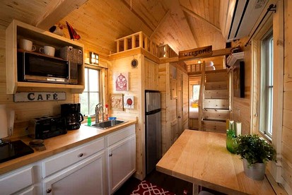 Cozy Tiny House Rental Perfect for Glamping near Houston - Willis, Texas - glamping.directory