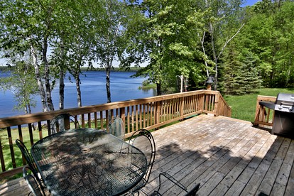 Idyllic Pet-Friendly Waterfront Cabin with Private Boat Dock on Teale Lake in Hayward, Wisconsin - Hayward, Wisconsin - glamping.directory