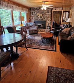Idyllic Pet-Friendly Waterfront Cabin with Private Boat Dock on Teale Lake in Hayward, Wisconsin - Hayward, Wisconsin - glamping.directory