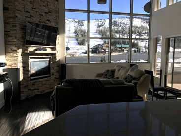 Stunning Ski Vacation Rental with Views of the Slopes in Brian Head, Utah - Brian Head, Utah - glamping.directory