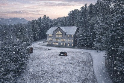 Spacious Vacation Homes with Hot Tubs and Mountain Views near Downtown North Conway, New Hampshire - North Conway, New Hampshire - glamping.directory