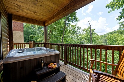 The Lazy Bee Log Cabin Retreat Sevierville, TN - Sevierville, Tennessee - glamping.directory