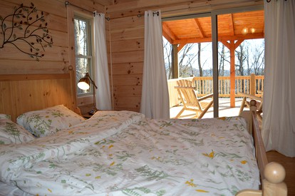 Beautifully Equipped Cabin for Luxury Getaway near Asheville, North Carolina - Fletcher, North Carolina - glamping.directory