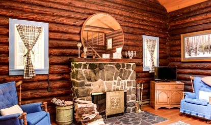 Spacious and Luxurious Log Cabin for Groups near Eugene, Oregon - McKenzie Bridge, Oregon - glamping.directory