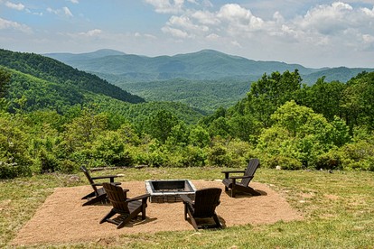Stunning Modern Mountain Home with Wrap-Around Deck and Million-Dollar Views Near Downtown Black Mountain, NC - Black Mountain, North Carolina - glamping.directory