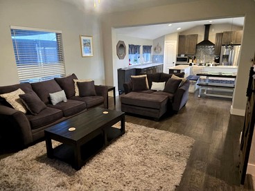 Spacious Lakefront Retreat House with 1100sqft Sports Bar Patio & Hot Tub Near Little Elm Beach, Little Elm, Texas - Little Elm, Texas - glamping.directory