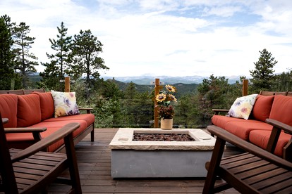 Gorgeous Cabin with Amazing Views in Golden, Colorado - Golden, Colorado - glamping.directory