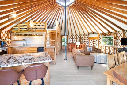 Cozy Mountain Yurt with Panoramic Views near Selkirk Mountains, Sandpoint Idaho - Sandpoint, Idaho - glamping.directory