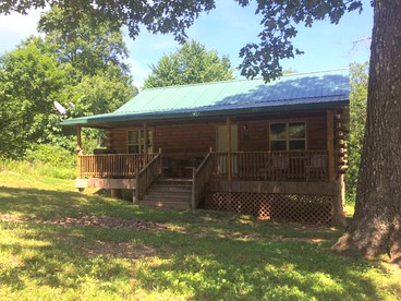 Rustic Cabin Nestled in the Stunning Mark Twain National Forest, Missouri - glamping.directory