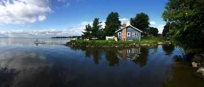 Charming Cottage Getaway near Lake Poygan in Fremont, Wisconsin - Fremont, Wisconsin - glamping.directory
