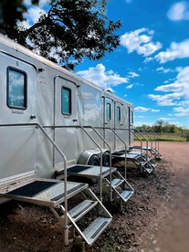 Unwind in the Heart of Cibolo, Texas in this Lovely Safari Tent Rental - Kingsbury, Texas - glamping.directory