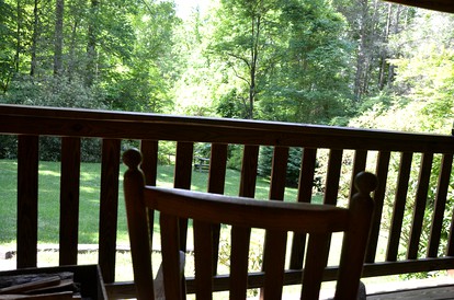 Rustic Family-Friendly Log Cabin in the Smoky Mountains, North Carolina - Cherokee, North Carolina - glamping.directory