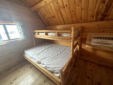 Rustic Extended-Stay Camping Cabin with Scenic Outdoor Amenities near Local Attractions in Fruita, Colorado - Fruita, Colorado - glamping.directory