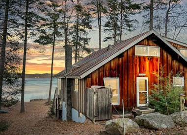Gorgeous Family Cabin with Incredible Lake Views in Maine - glamping.directory