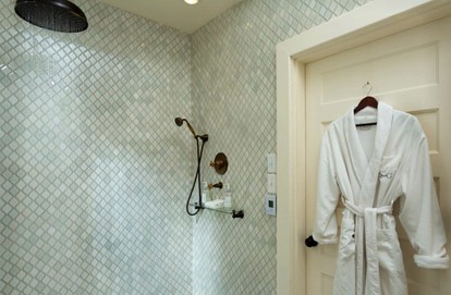 Breathtaking Vacation Rental with a Private Jacuzzi near Winchester, Virginia - Front Royal, Virginia - glamping.directory