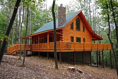 Idyllic Log Cabin Getaway in the Stunning Woodlands near Ash Cave, Ohio - glamping.directory