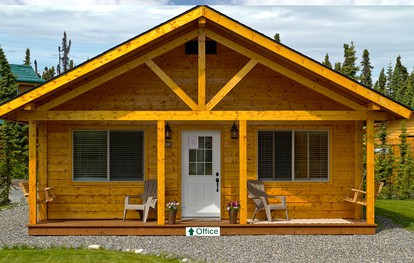 Lovely Family-Friendly Cabin with Private Balcony near Soldotna, Alaska - glamping.directory