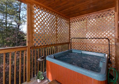Secluded Couples' Cabin Rental with a Large Deck near Pigeon Forge, Tennessee - Sevierville, Tennessee - glamping.directory