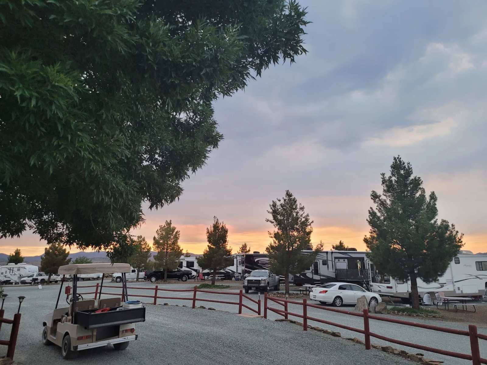 Quail Ridge RV Park - Mayer, Arizona - glamping.directory