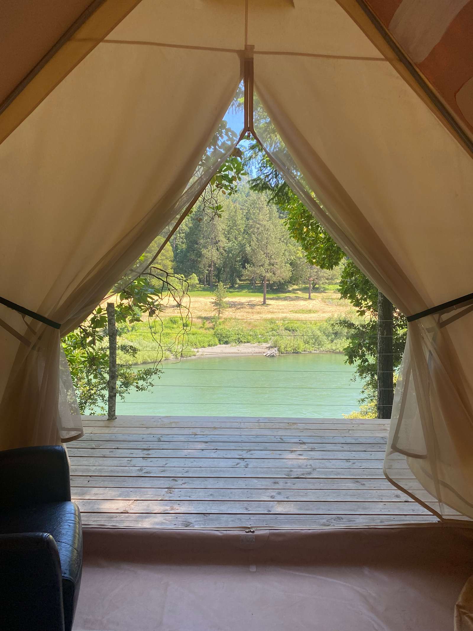 Perch Riverview Glamping - Willow Creek, California - glamping.directory