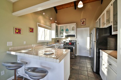 Amazing Dillon Beach House Rental for Glamping near San Francisco - Dillon Beach, California - glamping.directory