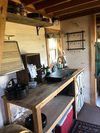 Gorgeous Tennessee Tiny House Perfect for a Glamping Getaway in Grandview - Grandview, Tennessee - glamping.directory