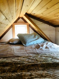 Gorgeous Tennessee Tiny House Perfect for a Glamping Getaway in Grandview - Grandview, Tennessee - glamping.directory