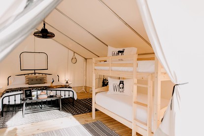Luxury Glamping by Lake Blackshear: Cozy Safari Tent in Cordele, Georgia - Cordele, Georgia - glamping.directory