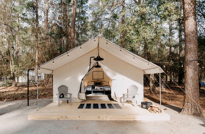 Luxury Glamping by Lake Blackshear: Cozy Safari Tent in Cordele, Georgia - glamping.directory