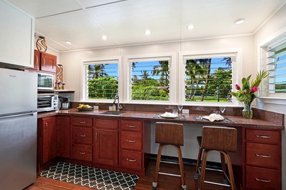 Studio-Style Cottage near the Beach in Kauai, Hawaii - Kapaa, Hawaii - glamping.directory