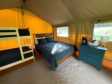 Scenic Glamping Home with Lakeside Marina Access Near Lake Livingston in Point Blank, Texas - Onalaska, Texas - glamping.directory