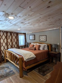 Pet Friendly Yurt with a Shared Sauna House in Northern Wisconsin, Ideal for a Weekend Escape in the Wilderness - Boulder Junction, Wisconsin - glamping.directory